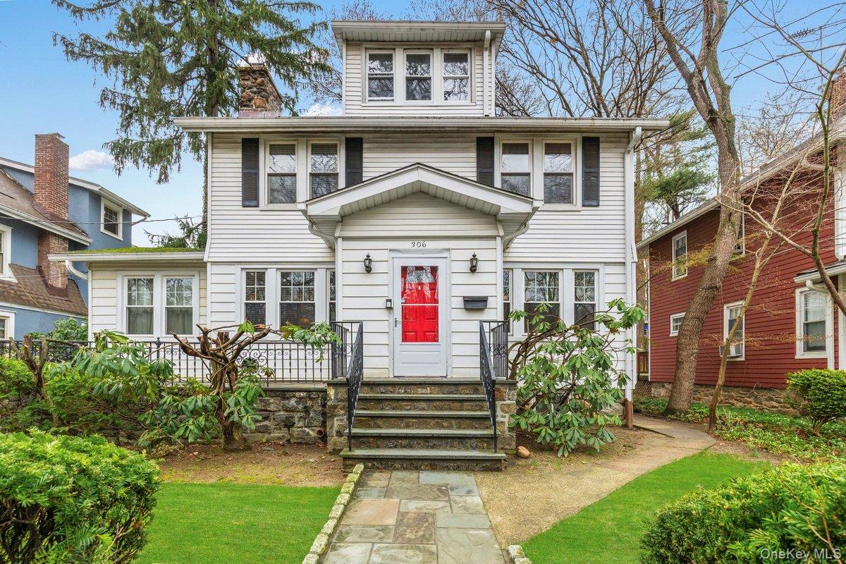 306 Hutchinson Boulevard