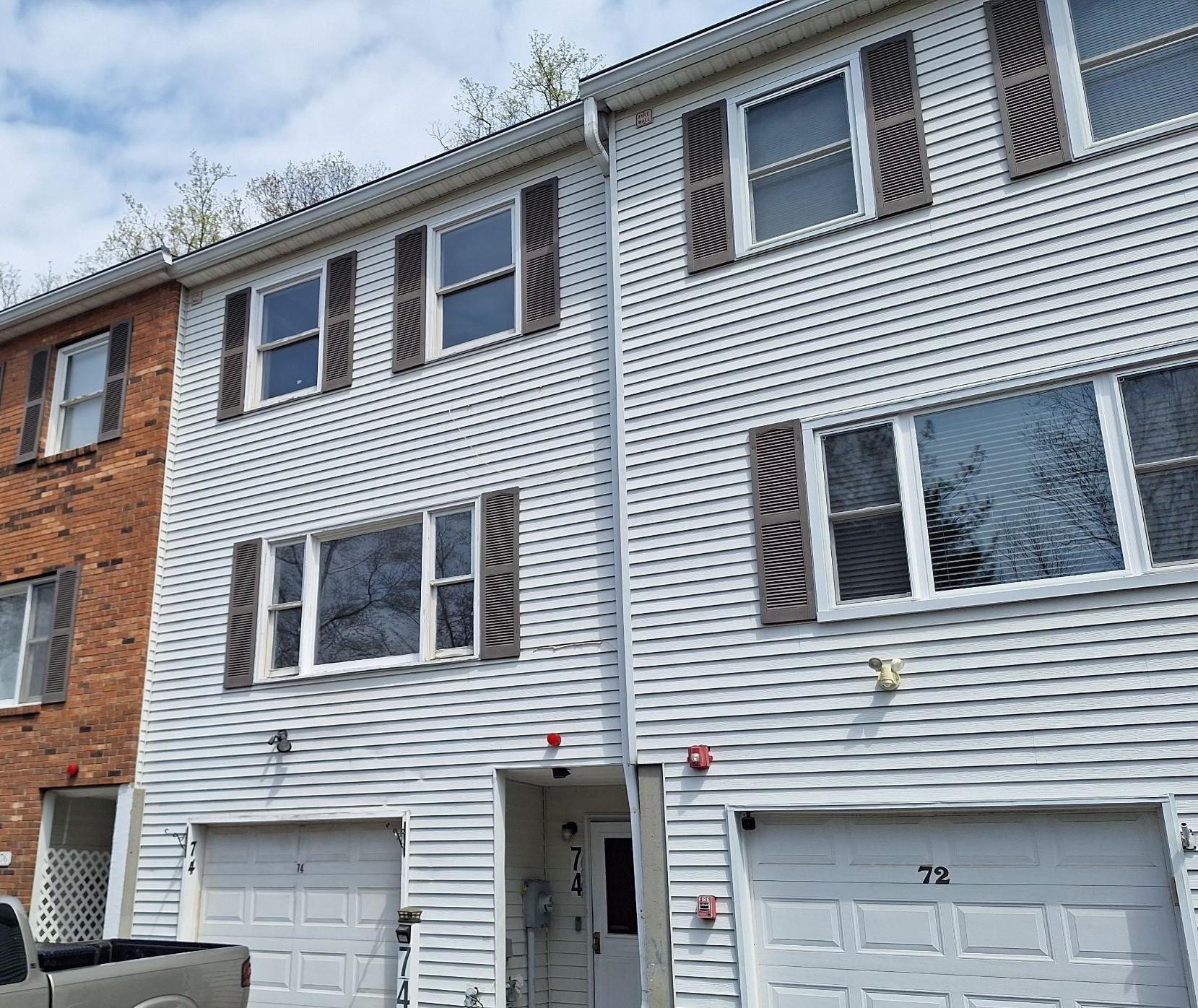 74 Foltim Way, Congers, New York image 1