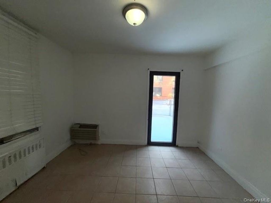 Photo of 108-50 62nd Drive #1R, Forest Hills, NY 11375 (MLS # 956552)