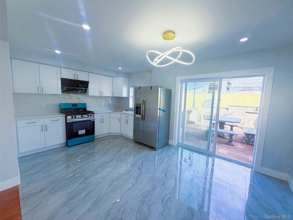 Photo of 166-65 17TH Road, Whitestone, NY 11357 (MLS # 980679)