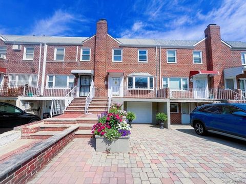 166-65 17TH Road Whitestone NY 11357