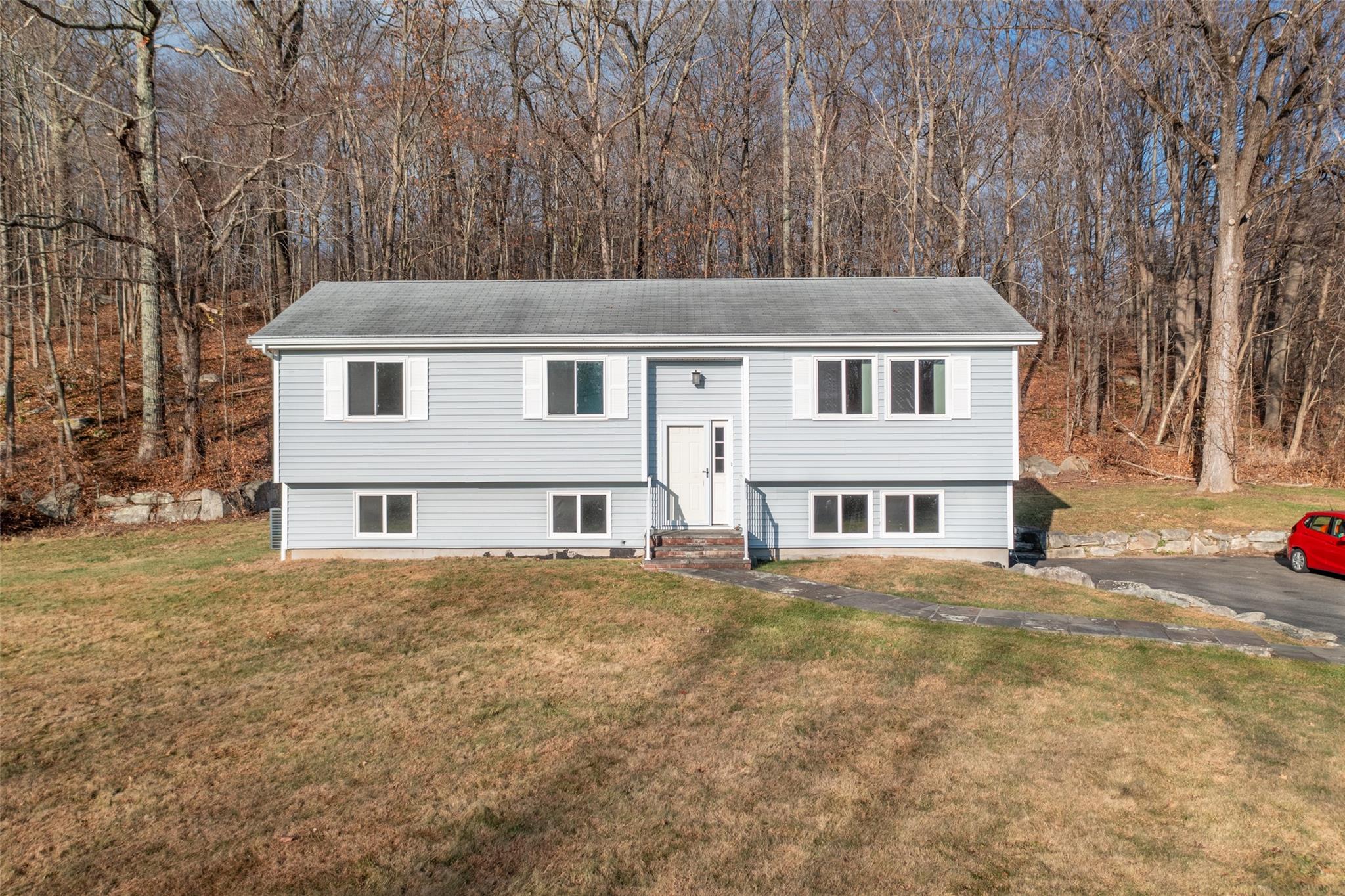 2 Candlewood Court, Stormville, New York image 2