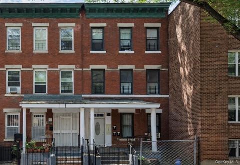 Multifamily For Sale - 2311 Creston Avenue<br/> Bronx County, Bronx, NY 10468
