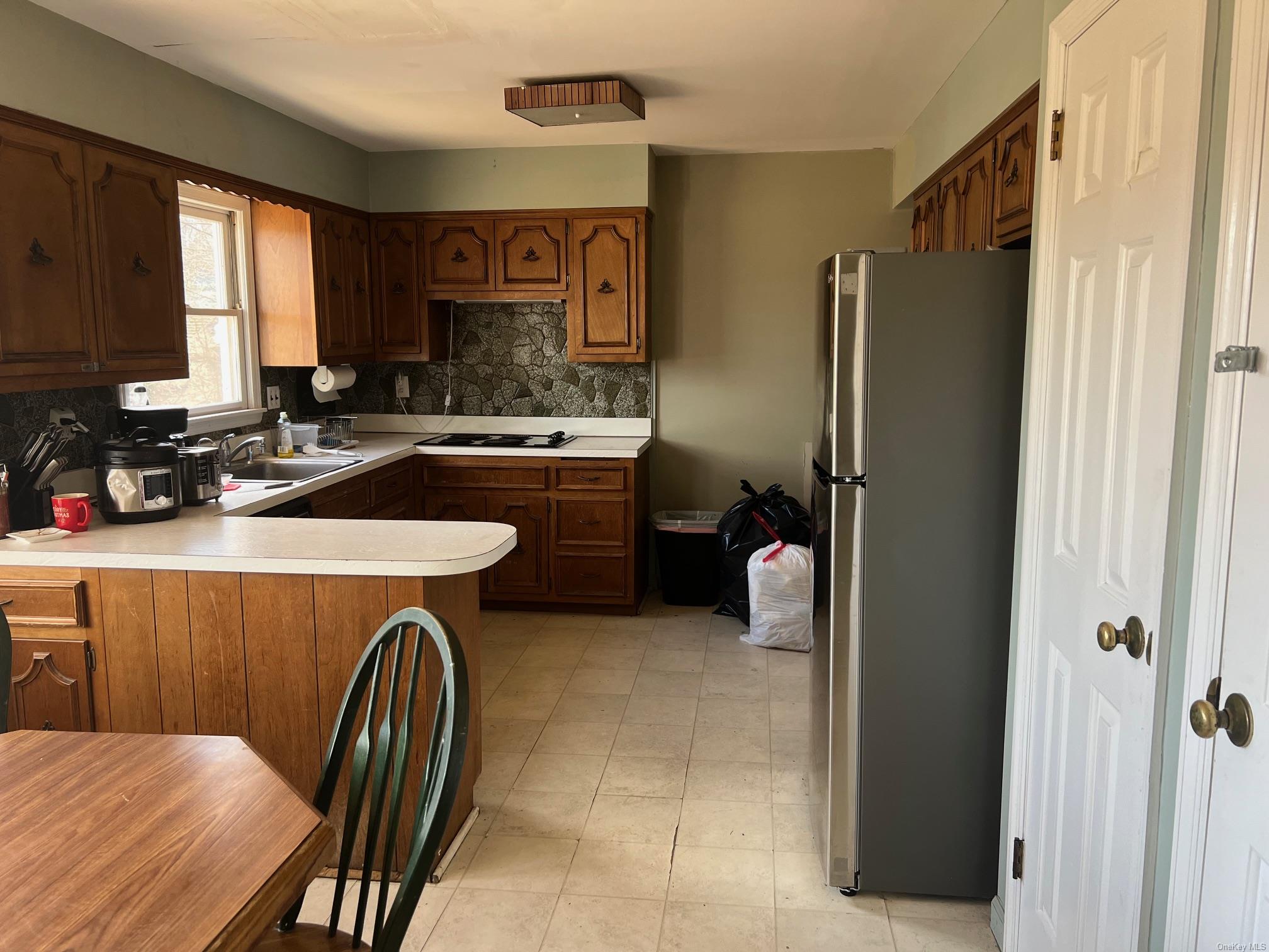 15 Old Field Road