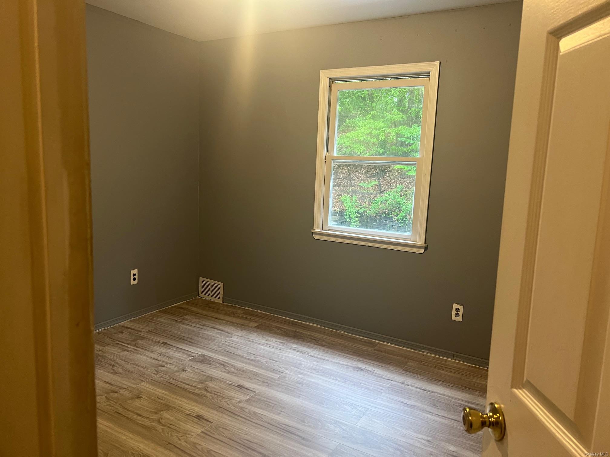 15 Old Field Road