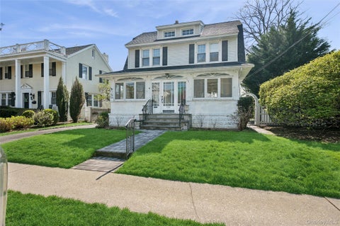 Homes For Sale - 101 Harvard Avenue<br/> Rockville Centre, NY 11570