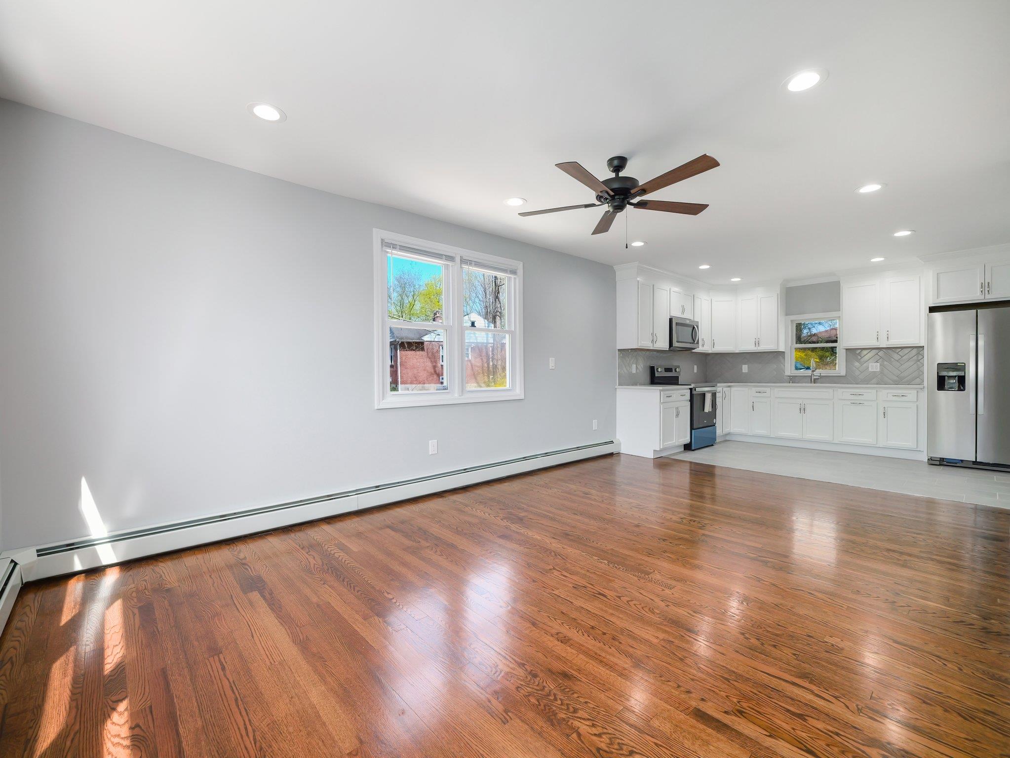 636 Gidney Avenue, Newburgh, New York image 7