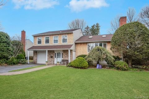 Homes For Sale - 5 Boulder Lane<br/> Scarsdale, NY 10583