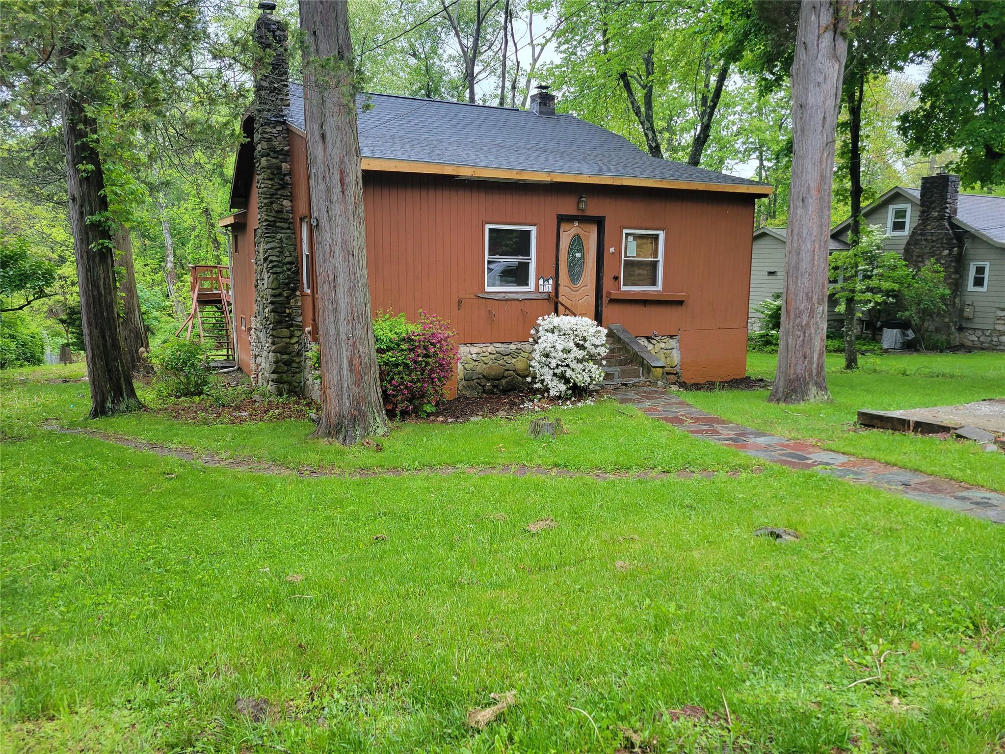 31 Starview Avenue, Putnam Valley, New York image 1