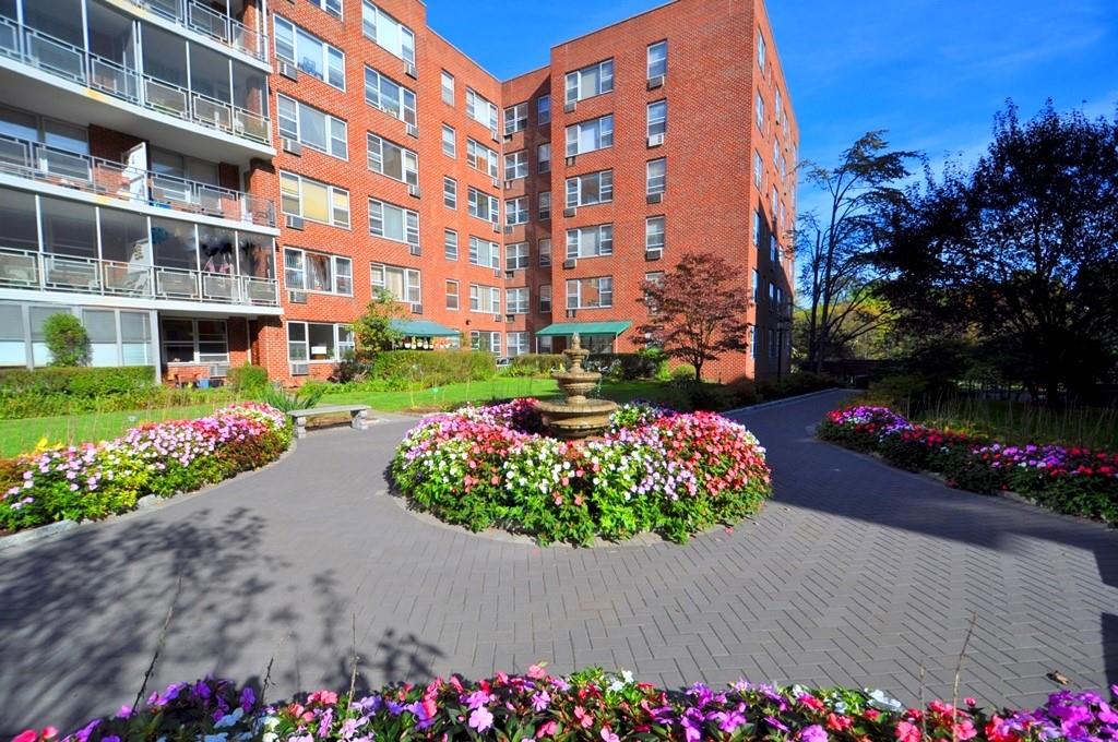 Eastchester, New York 10583, United States, 1 Bedroom Bedrooms, ,1 BathroomBathrooms,Residential,Active,86044