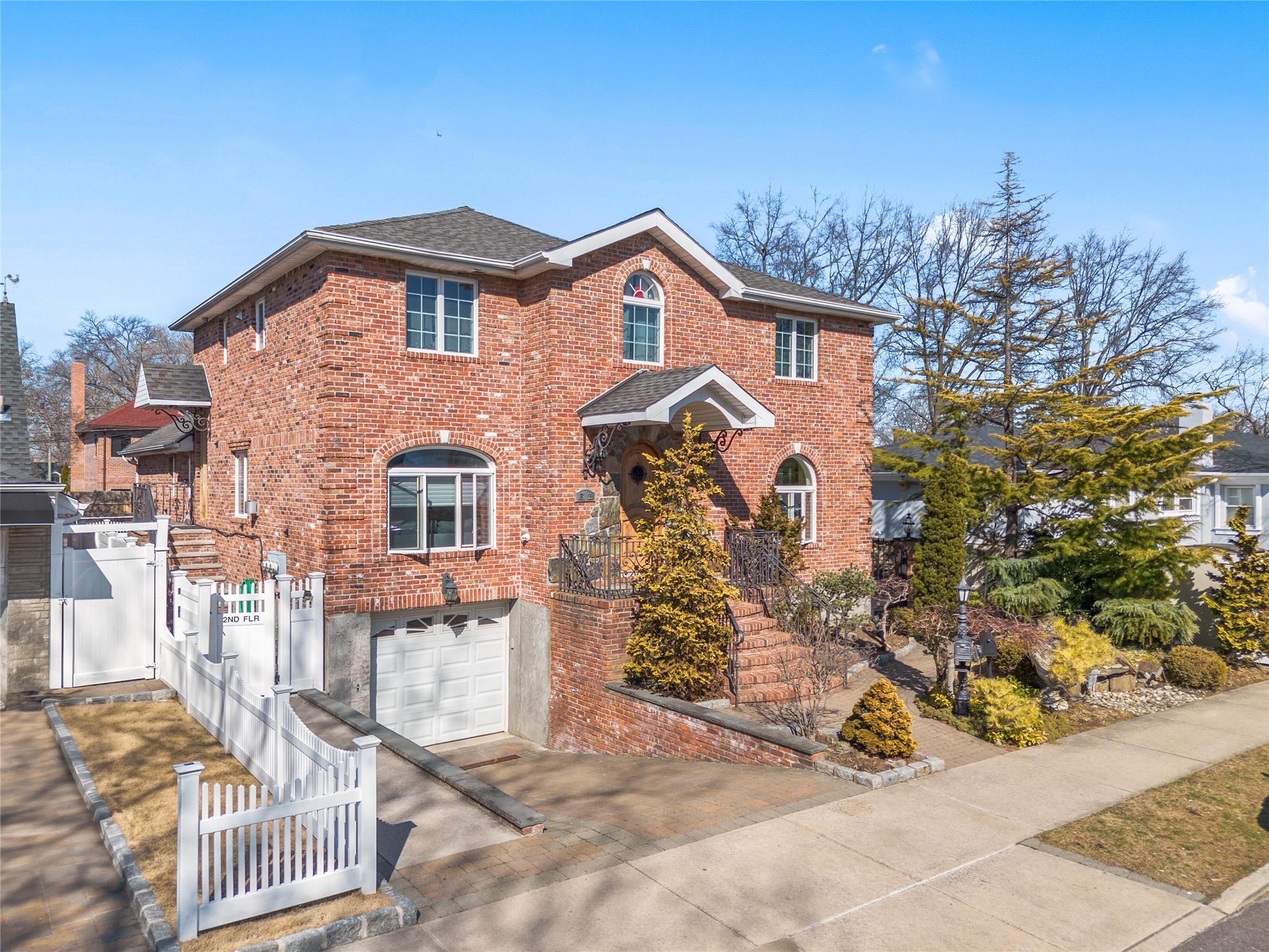 157-33 18 Ave