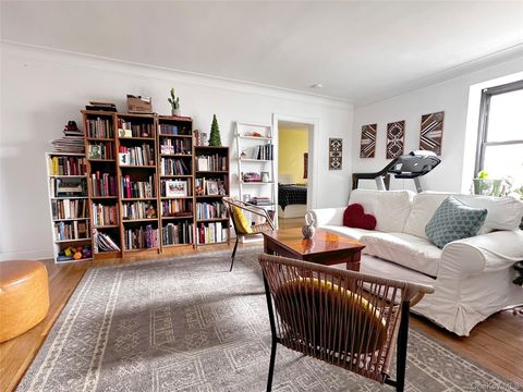 17 N Chatsworth Avenue 2DE Larchmont NY 10538