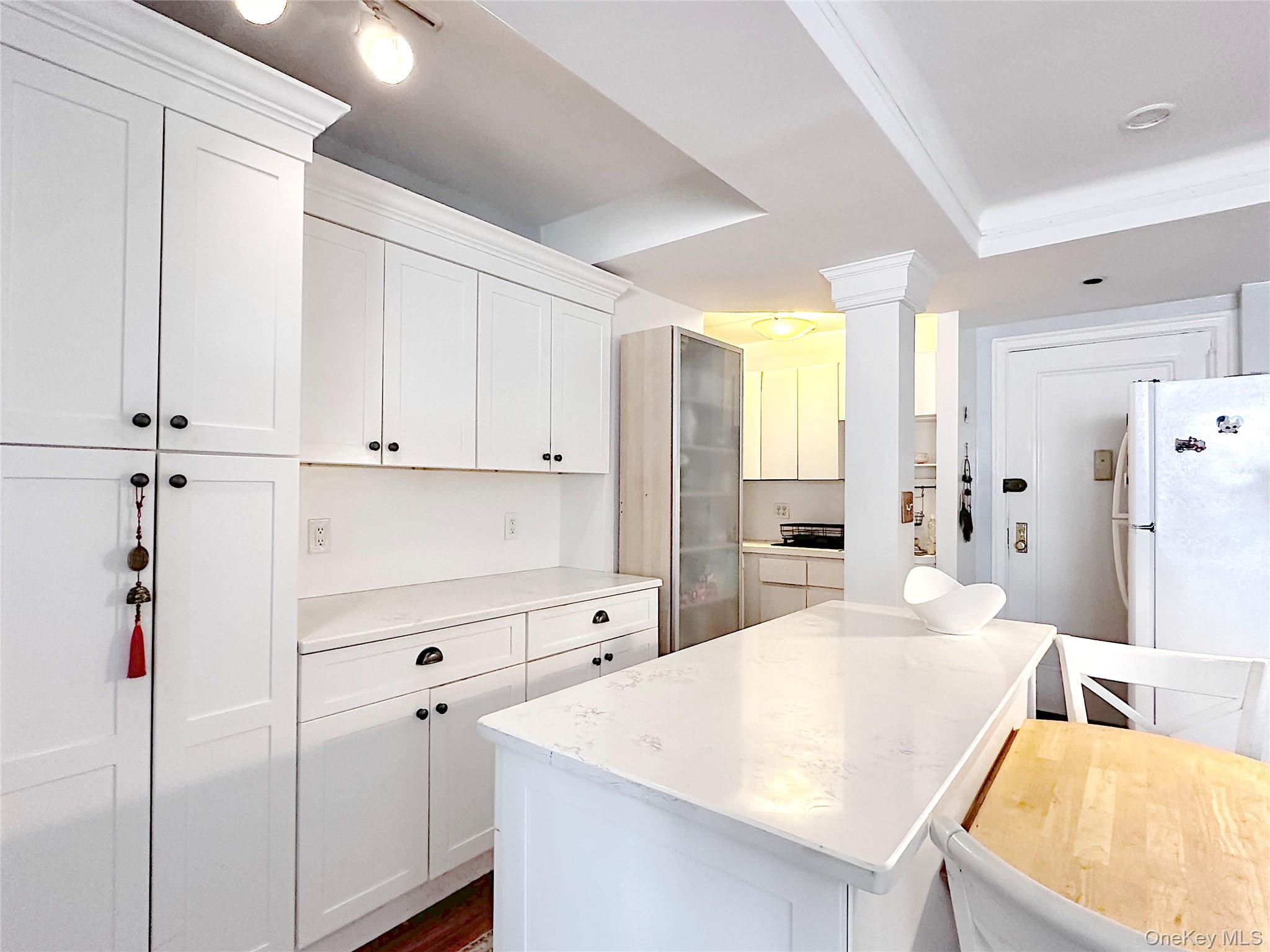 17 N Chatsworth Avenue 2DE