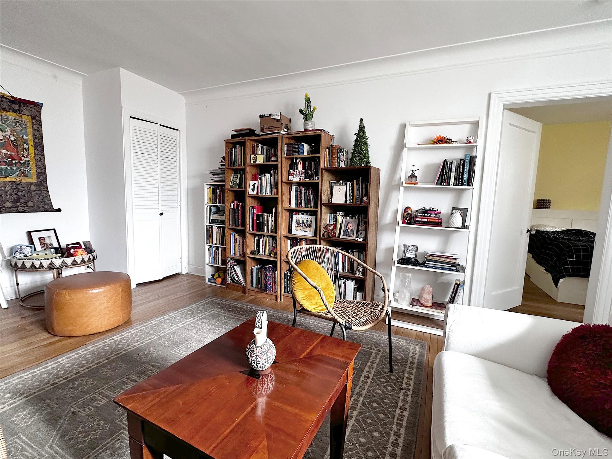 17 N Chatsworth Avenue 2DE