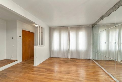 117-21 Francis Lewis Boulevard Cambria Heights NY 11411