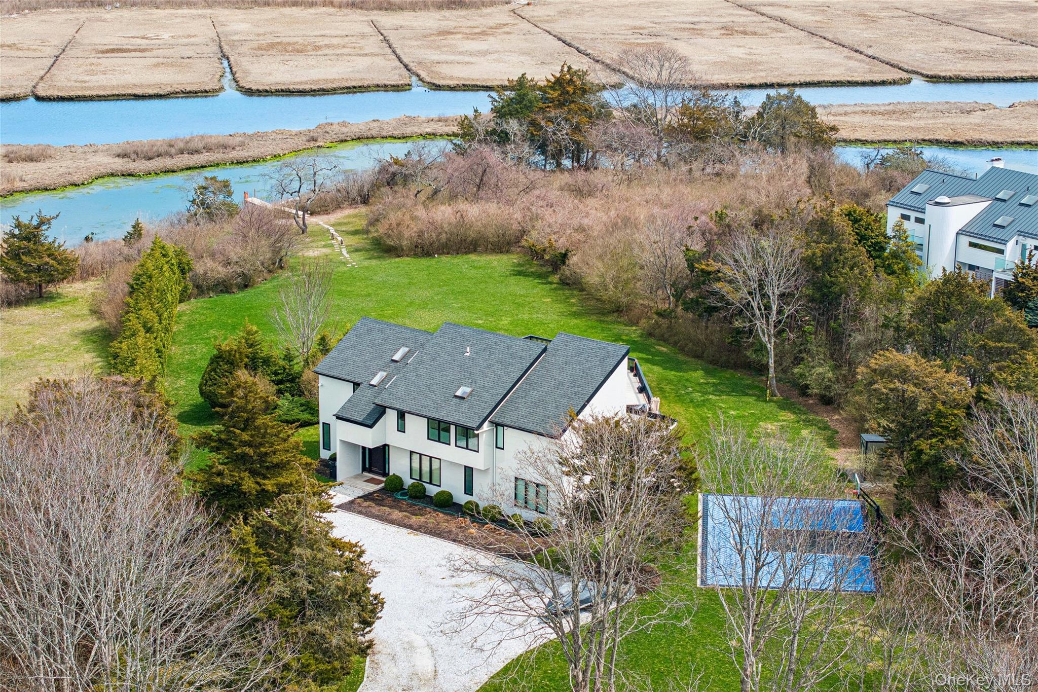 32 Tanners Neck Lane