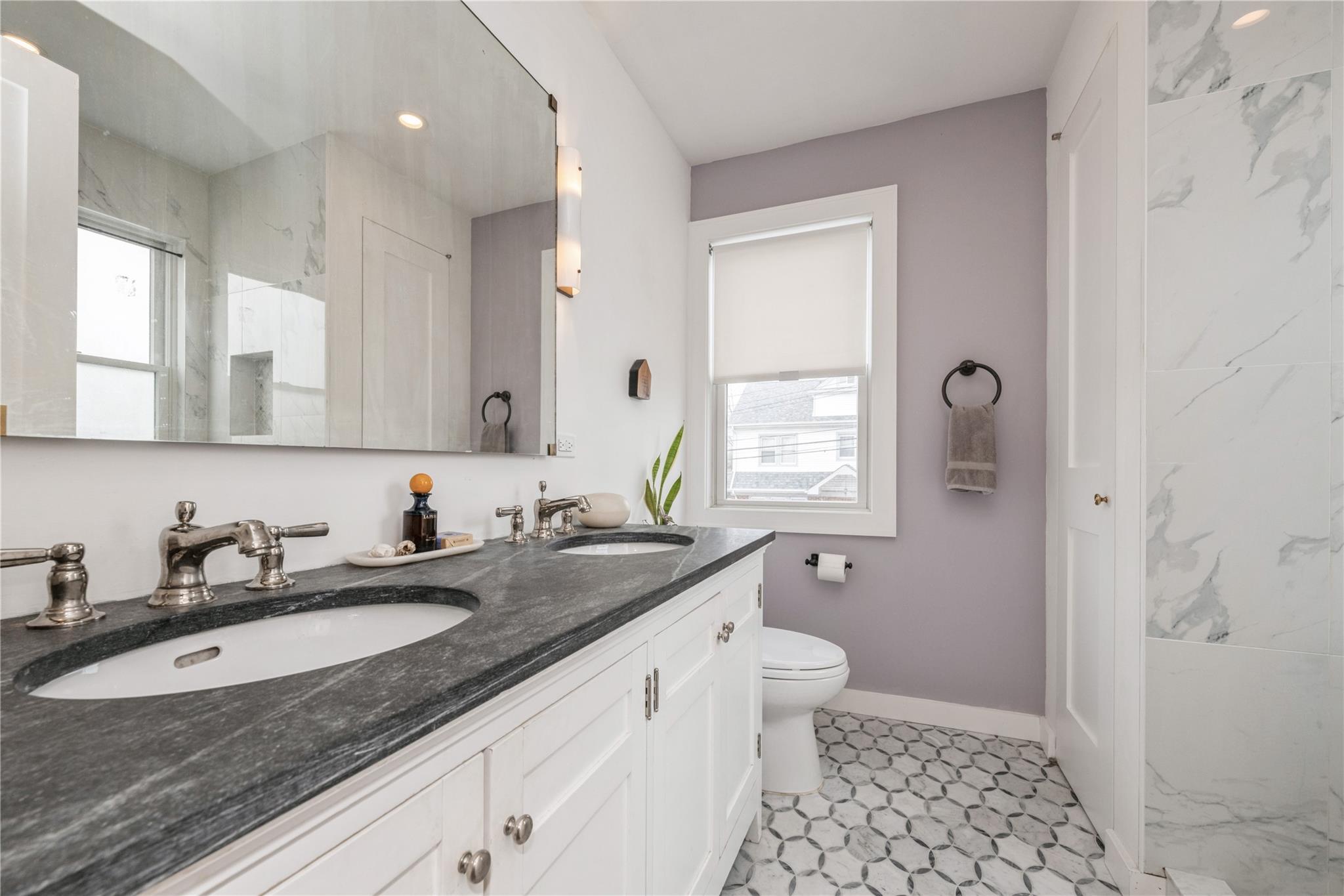99-05 220 St, Queens Village, New York image 23