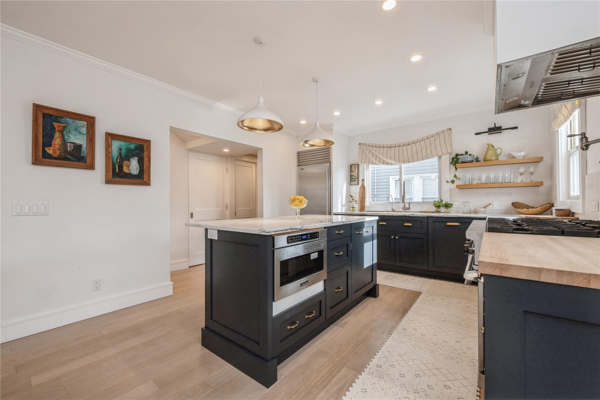 99-05 220 St, Queens Village, New York image 15