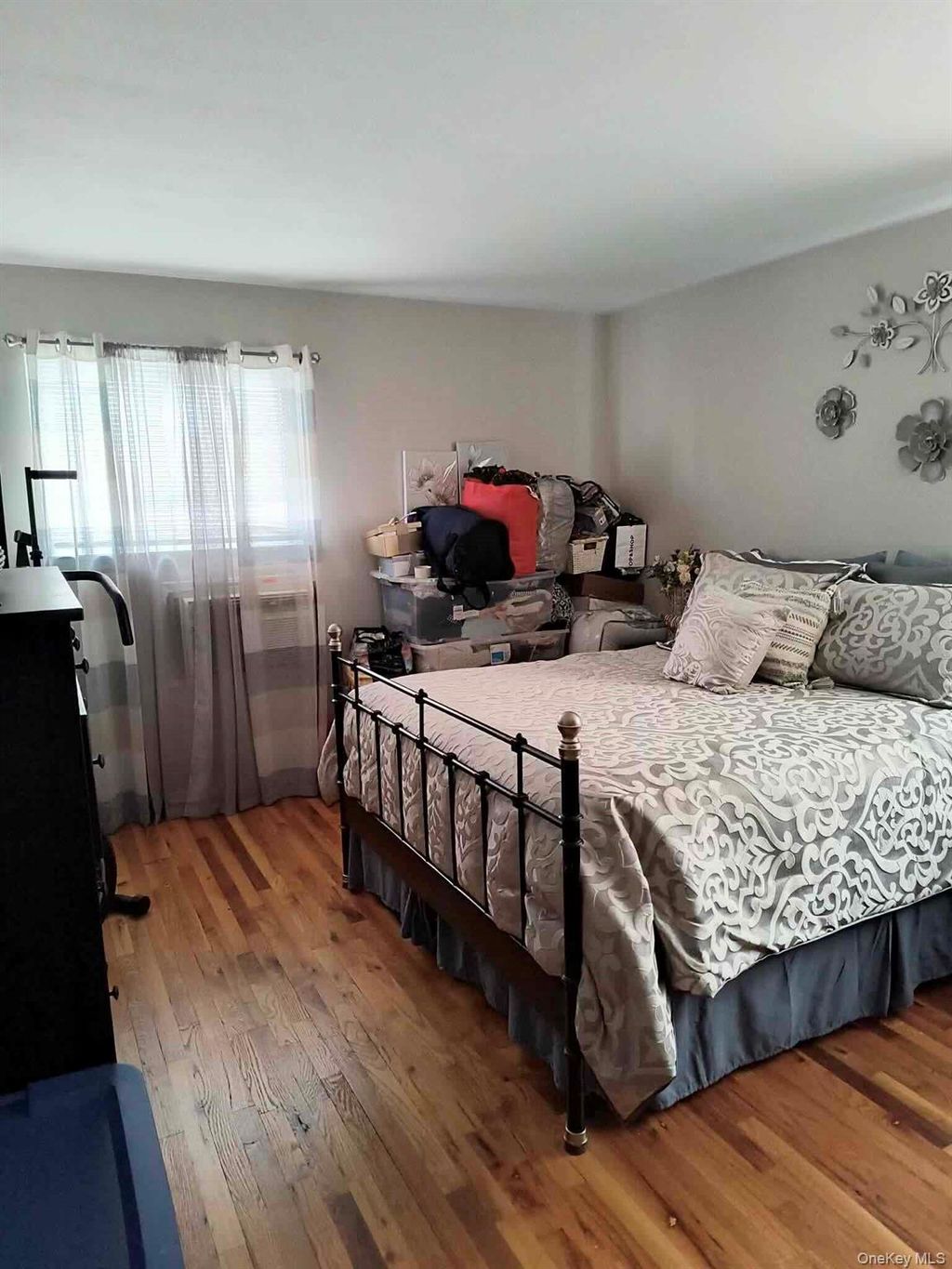 Photo of 32 Gaffney Street #1, Glen Cove, NY 11542 (MLS # 952002)