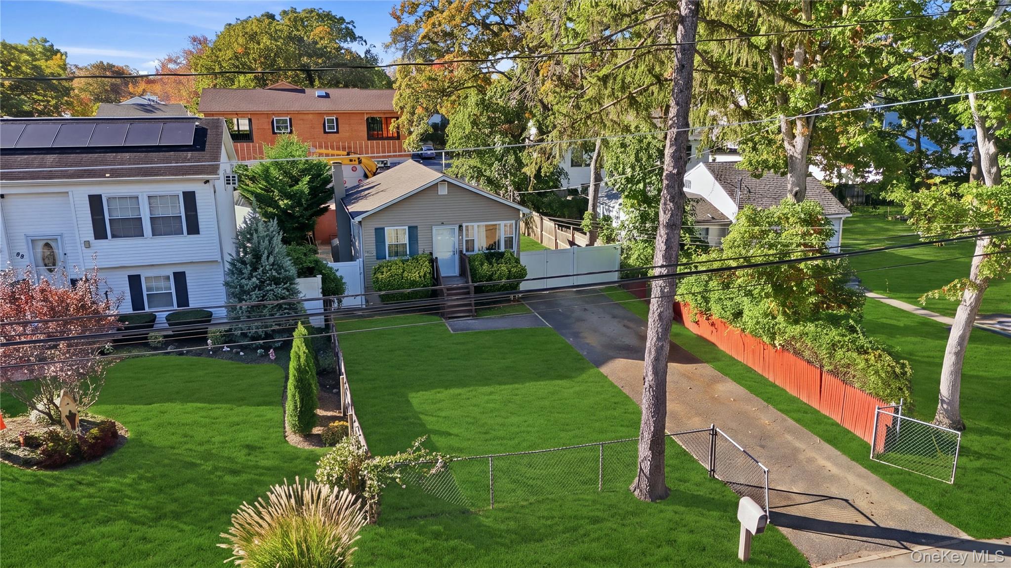94 Commonwealth Drive