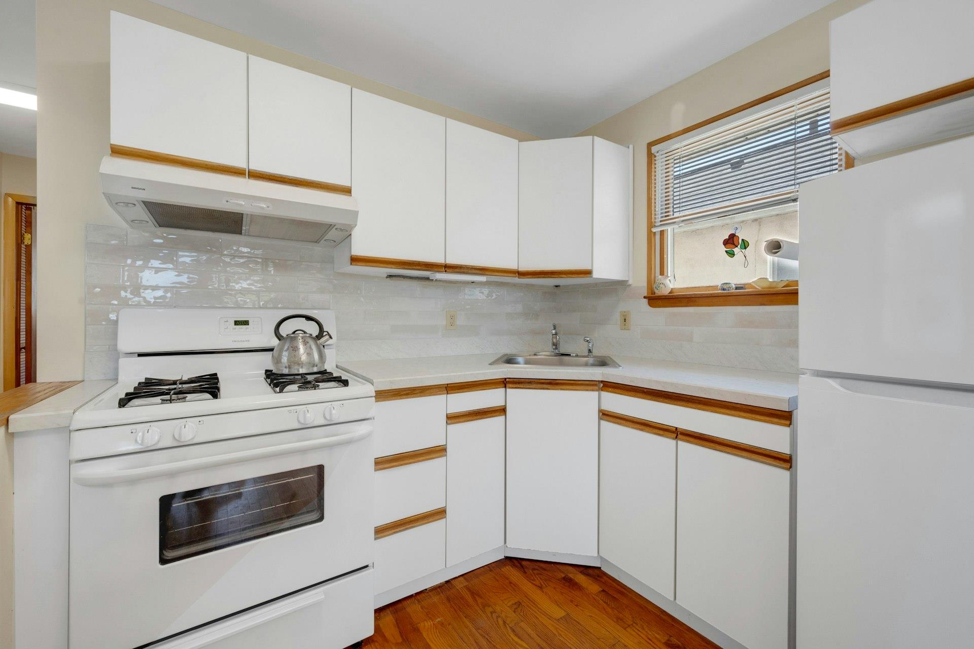38D Edgewater Park D