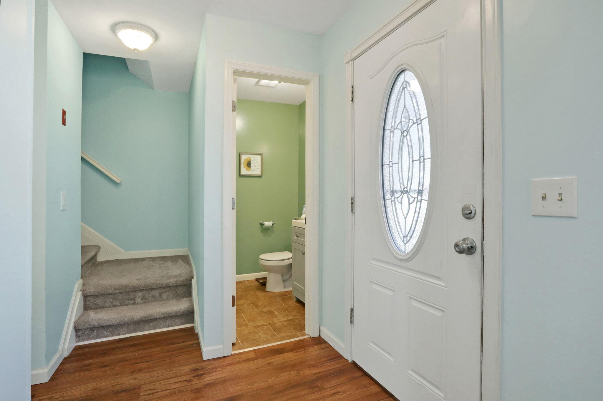 22 Sycamore Drive, Beacon, New York image 12