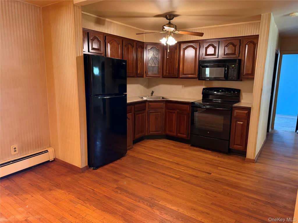 Photo of 30 Bayview Avenue, Bayport, NY 11705 (MLS # 1031965)