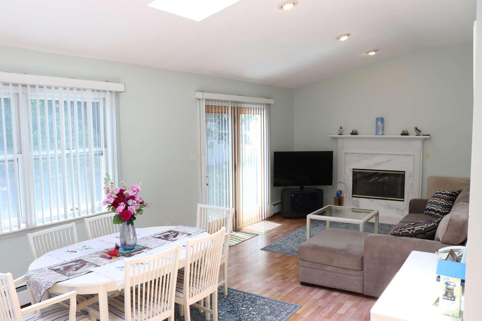 35 Morris Drive, New Hyde Park, New York image 9