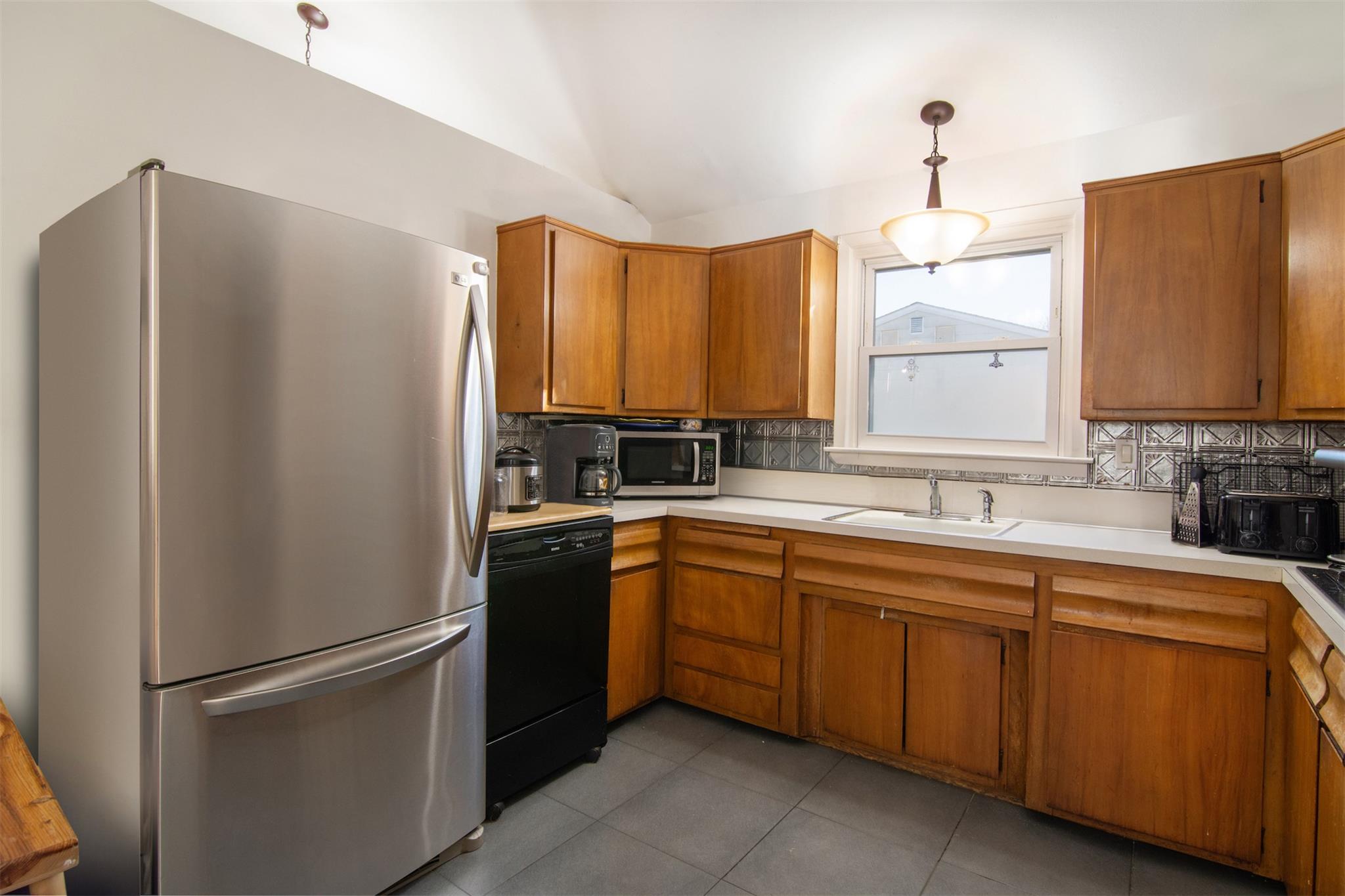 56 Ogden Place, Dobbs Ferry, New York image 9