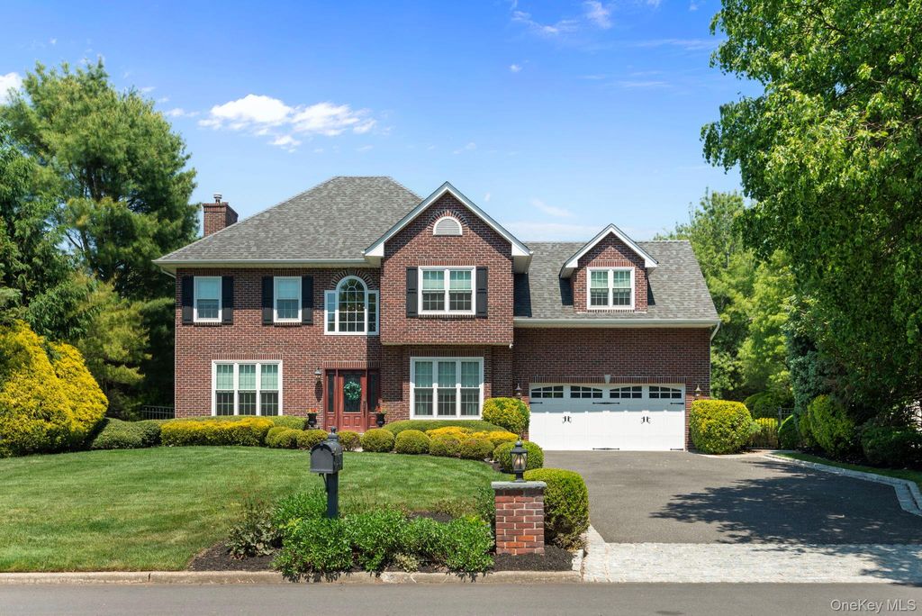 Photo of 34 Ketchum Court, East Northport, NY 11731 (MLS # 1001805)