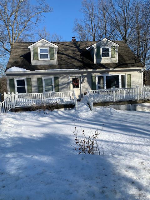 Homes For Sale - 10 Maplewood Road<br/> Highland Mills, NY 10930