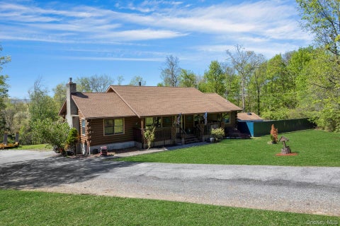 Photo for 354 Sunset Hill Road E