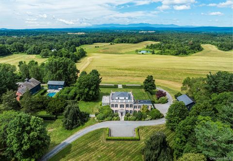 199 Eichybush Road Kinderhook NY 12106