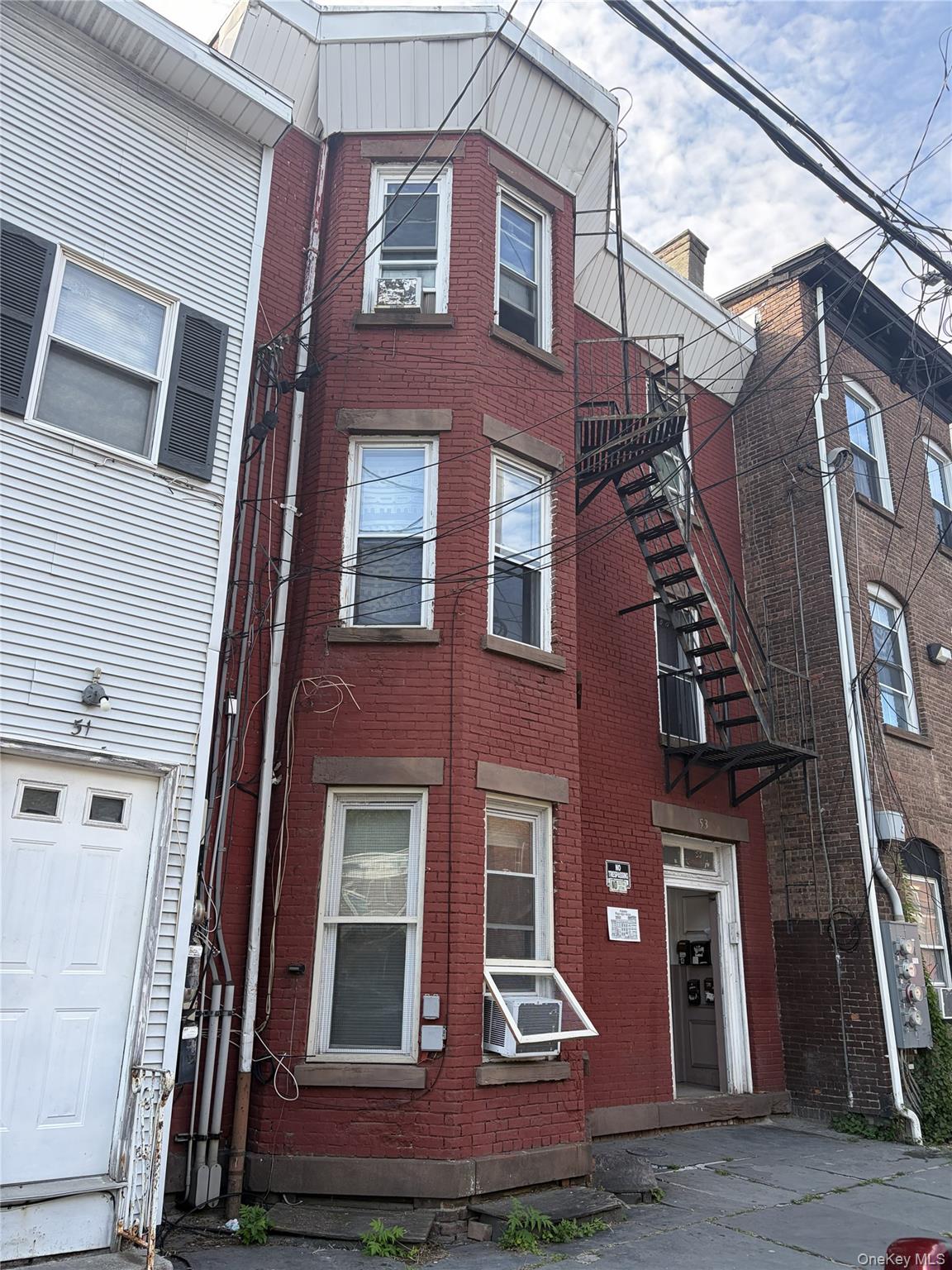53 Carpenter Avenue