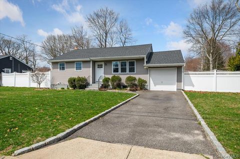Photo of 151 Sterling Street, Port Jefferson, NY 11776 (MLS # 983497)