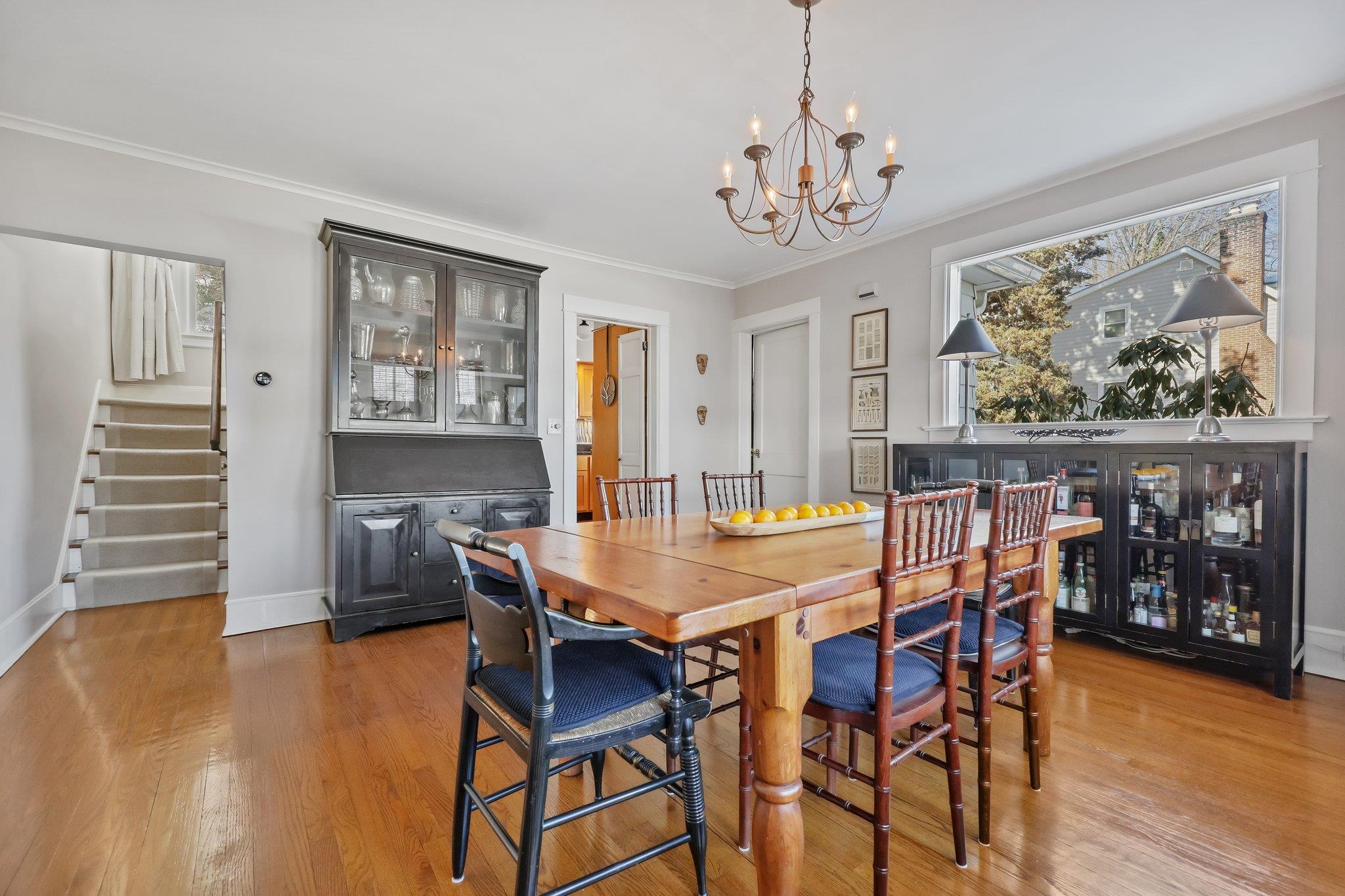 34 E Sarles Lane, Pleasantville, New York image 9