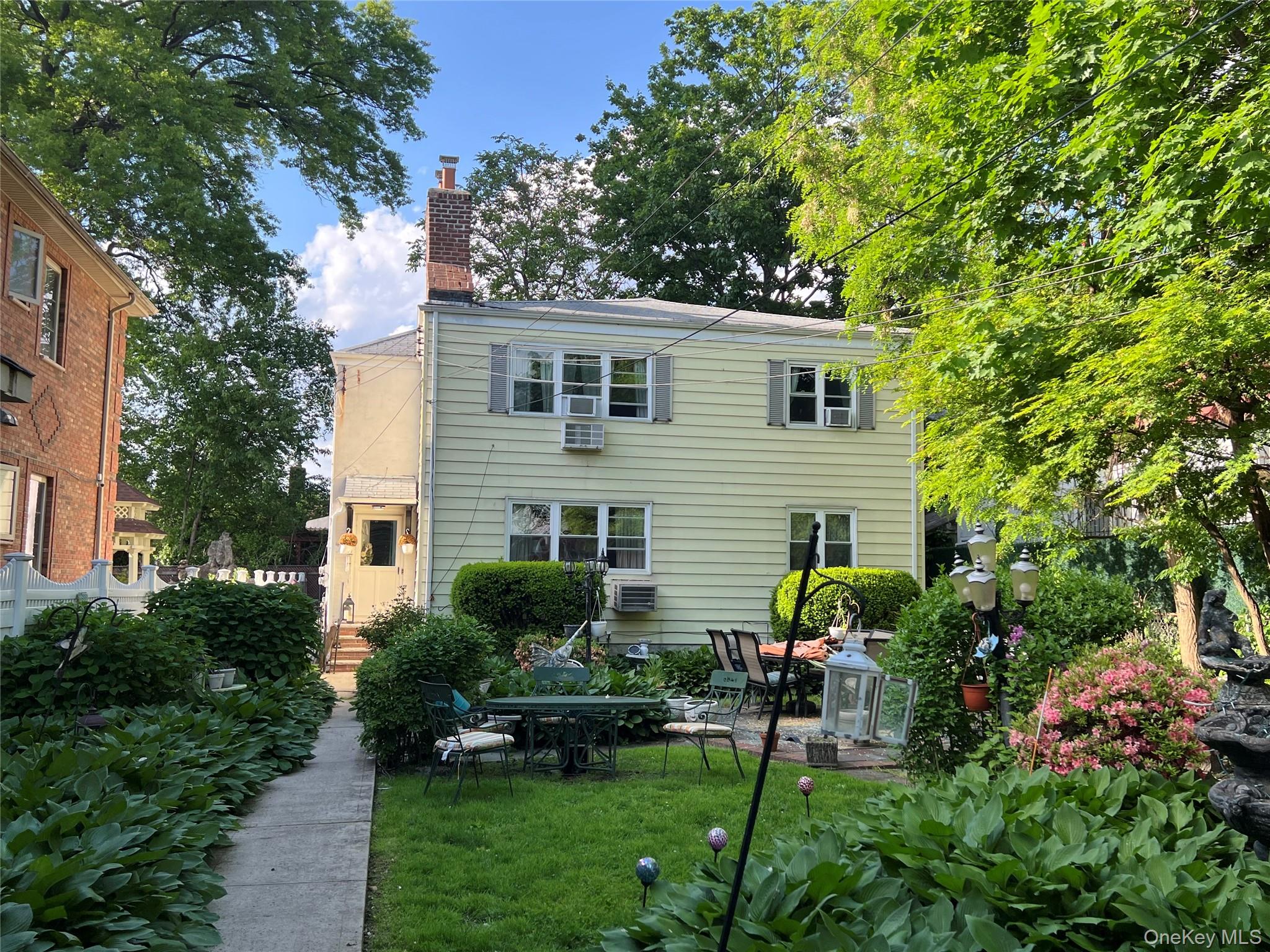 196-19 42nd Road