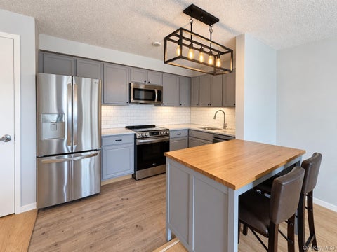 Photo of 260 Beach 81st Street #3D, Rockaway Beach, NY 11693 (MLS # 1049618)