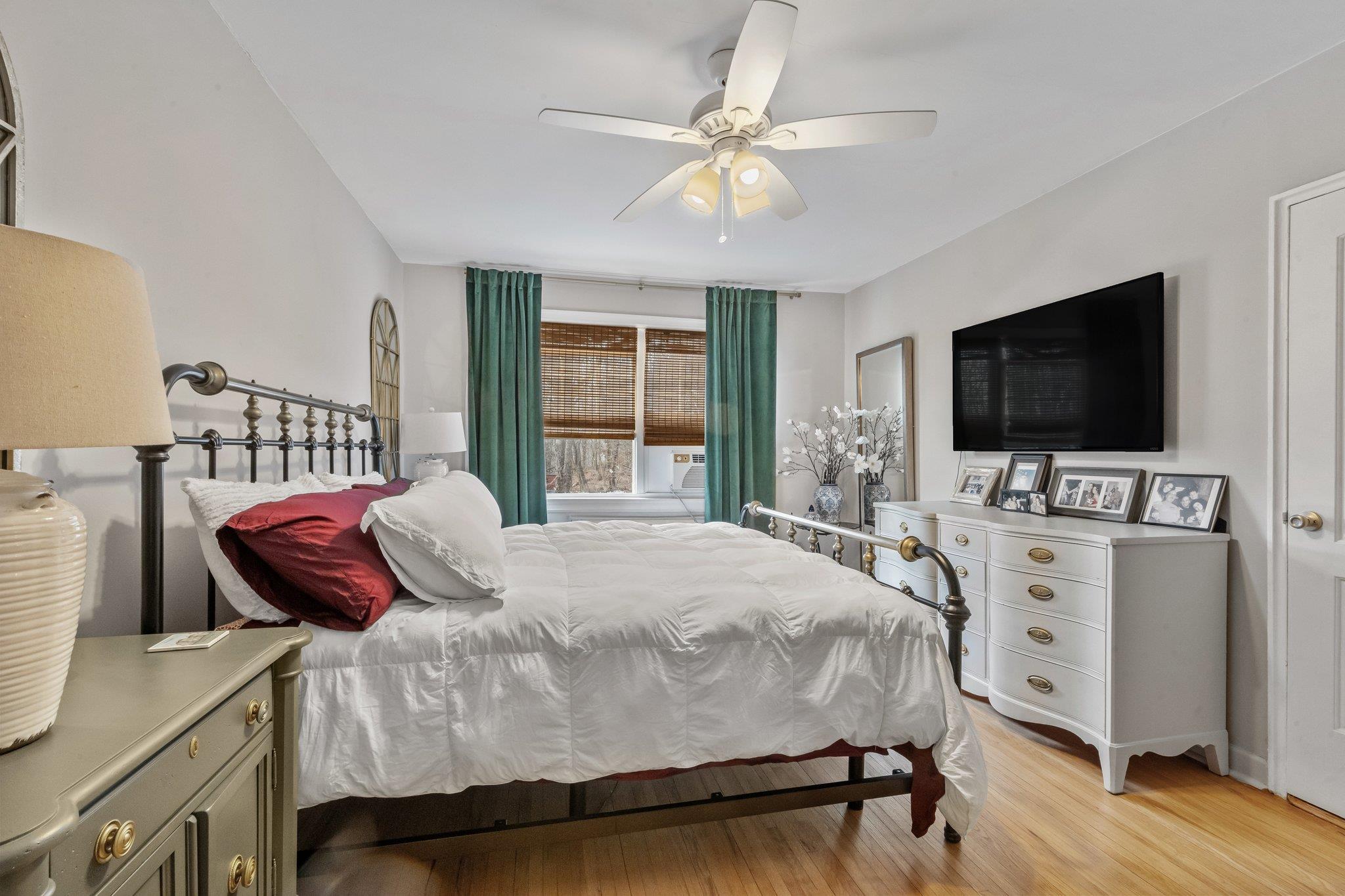 172 Pinewood Rd Road #34, Hartsdale, New York image 15