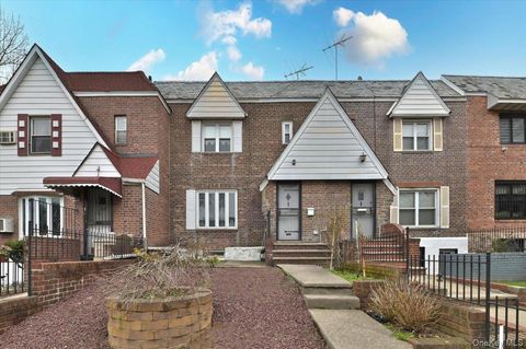 Photo of 20-03 35th Street, Astoria, NY 11105 (MLS # 981314)