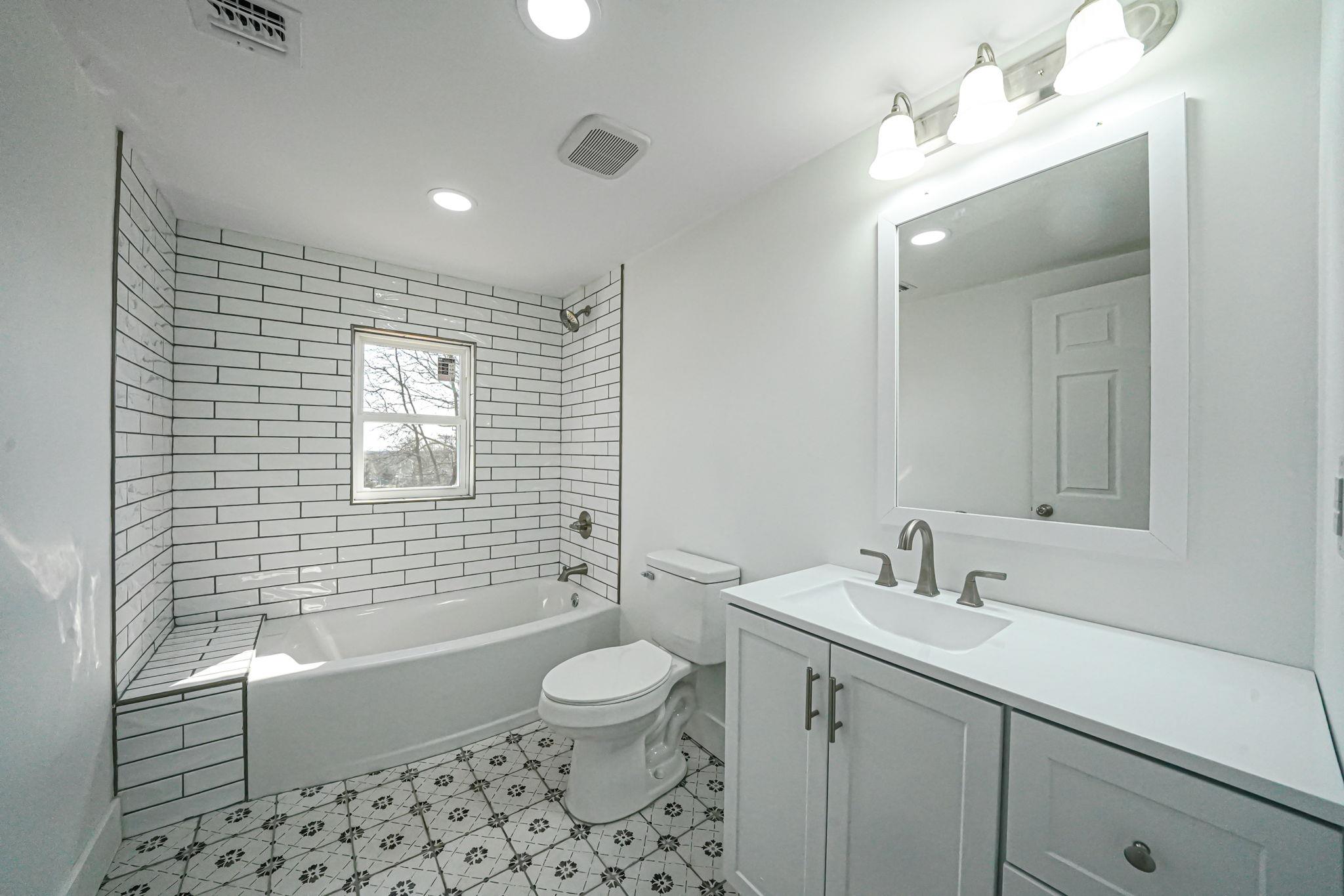 431 Adirondack Dr Farmingville Ny Dr, Farmingville, New York image 26