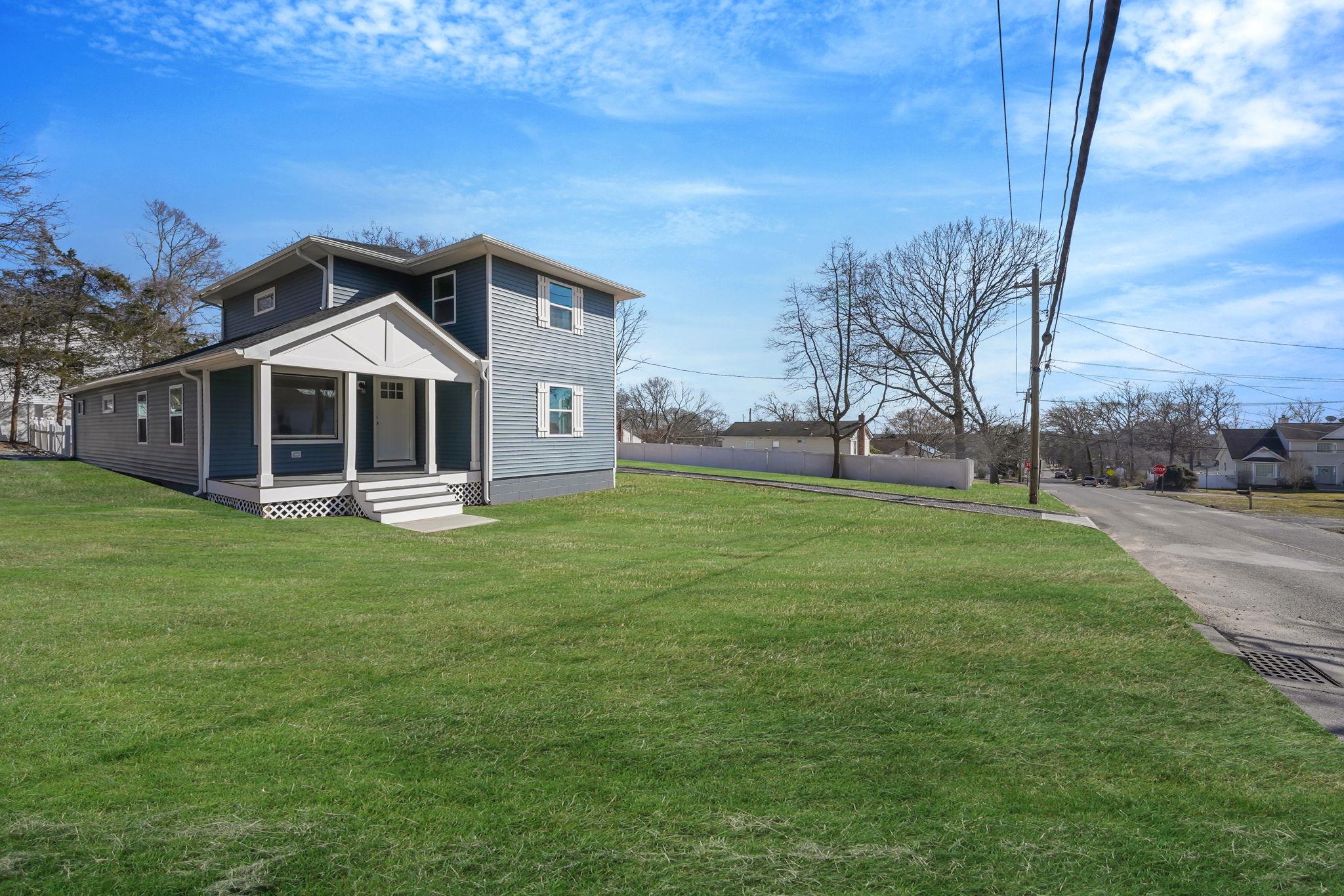 431 Adirondack Dr Farmingville Ny Dr, Farmingville, New York image 1