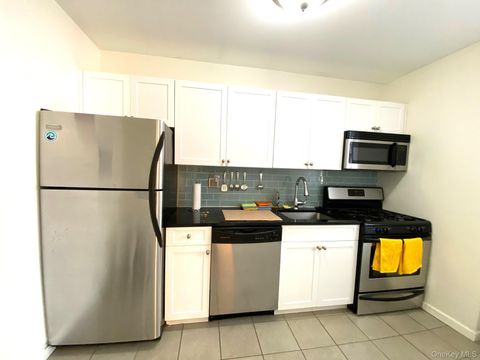 Photo of 255 Broadway #303, Long Beach, NY 11561 (MLS # 918585)