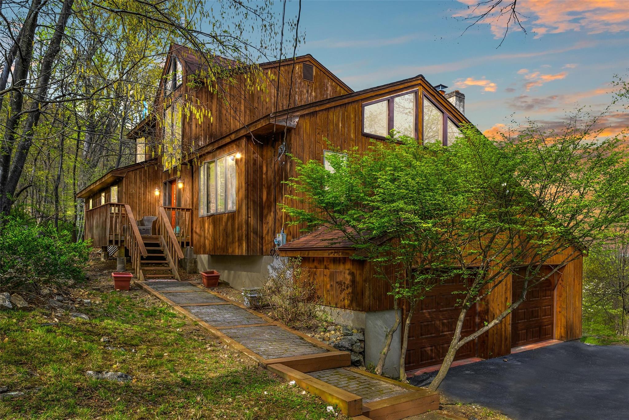 38 Ridgetop Drive, Tomkins Cove, New York image 2