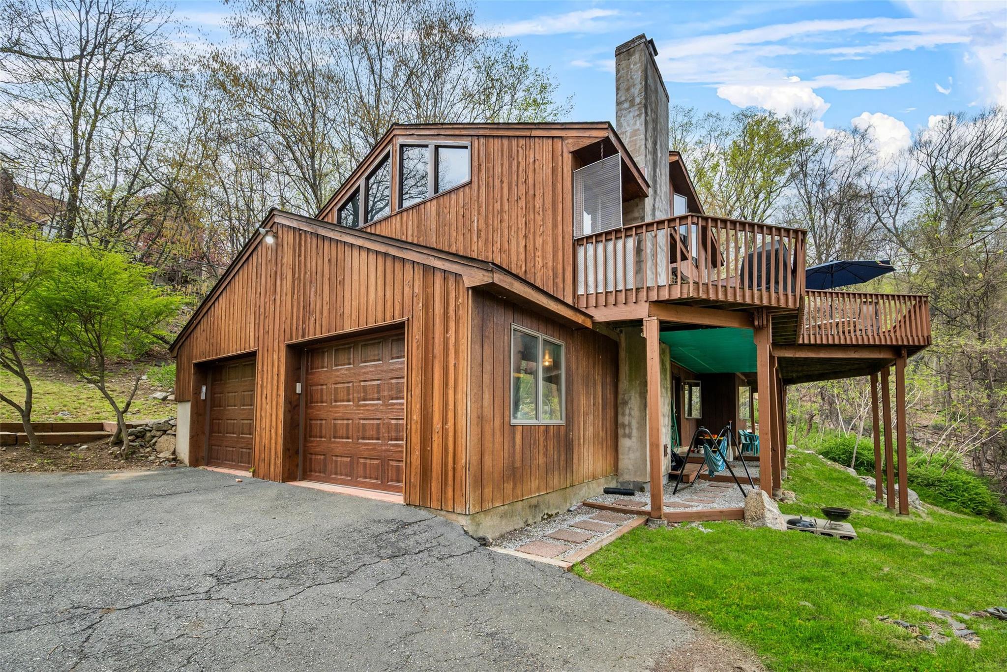 38 Ridgetop Drive, Tomkins Cove, New York image 4