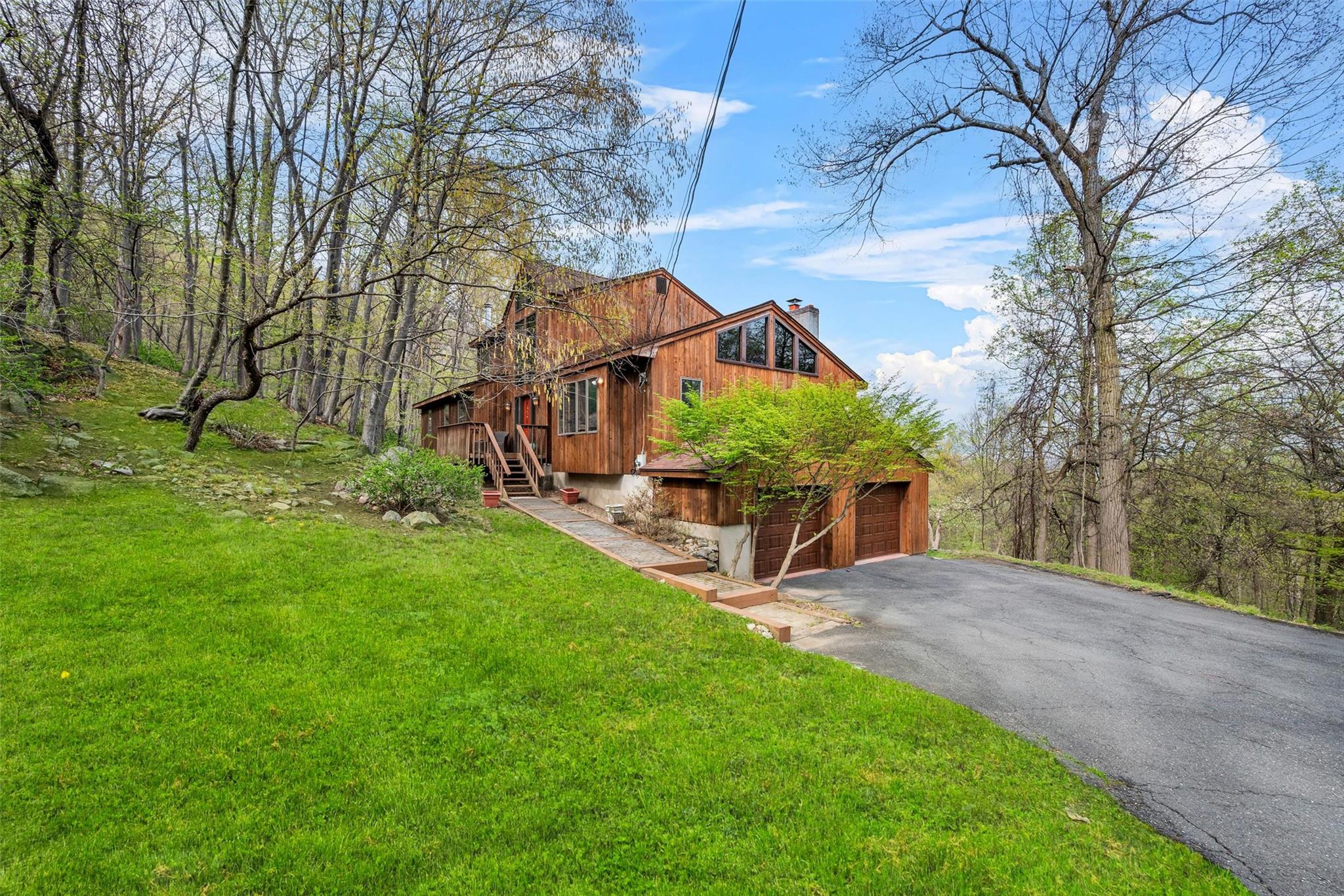 38 Ridgetop Drive, Tomkins Cove, New York image 3