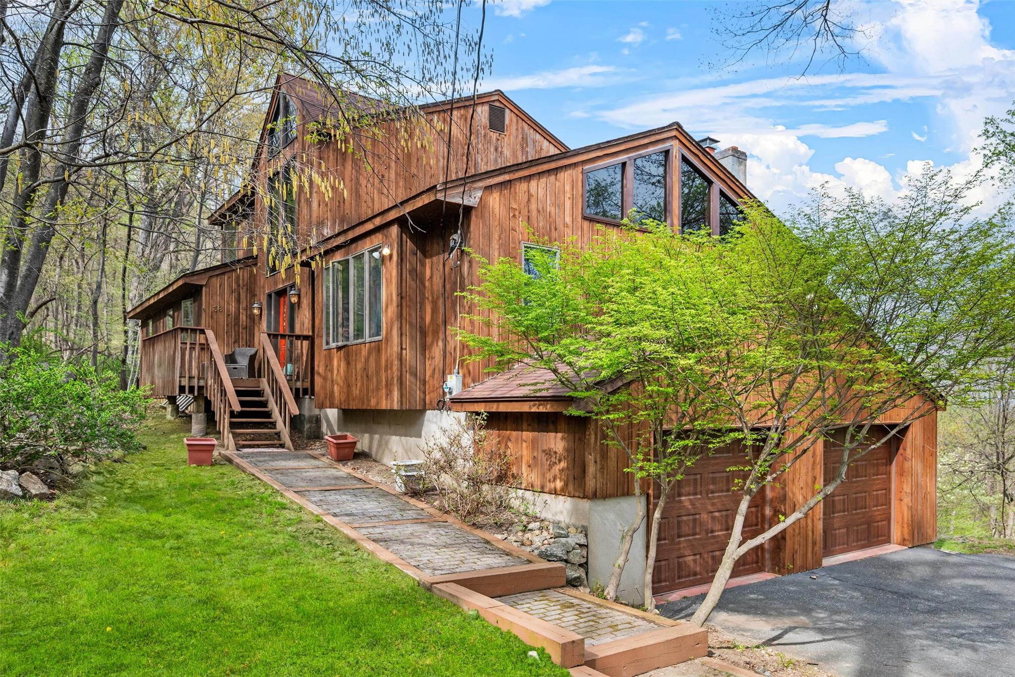 38 Ridgetop Drive, Tomkins Cove, New York image 1