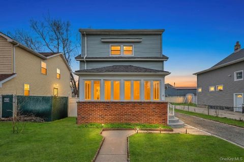 15 Mirin Avenue, Roosevelt, NY 11575 - MLS#: 959465