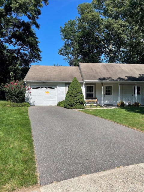 Condo For Sale - 152A Laurance Lane #A<br/> Suffolk County, Ridge, NY 11961