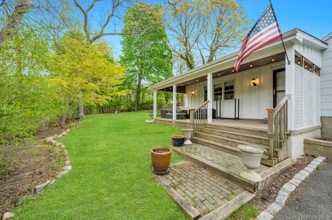 Homes For Sale - 79 Brooksite Drive<br/> Smithtown, NY 11787